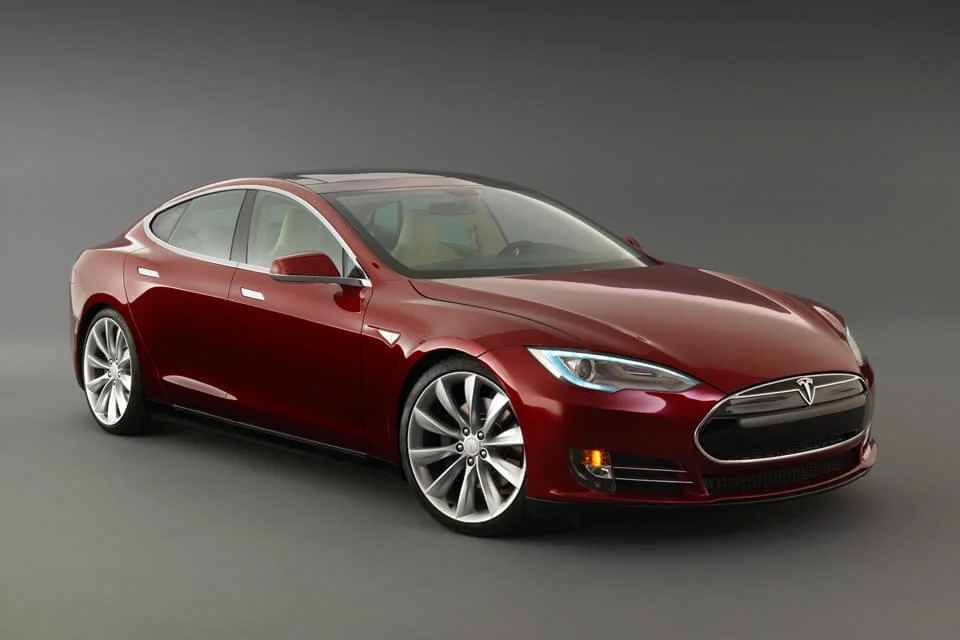 Tesla Model S - Frente